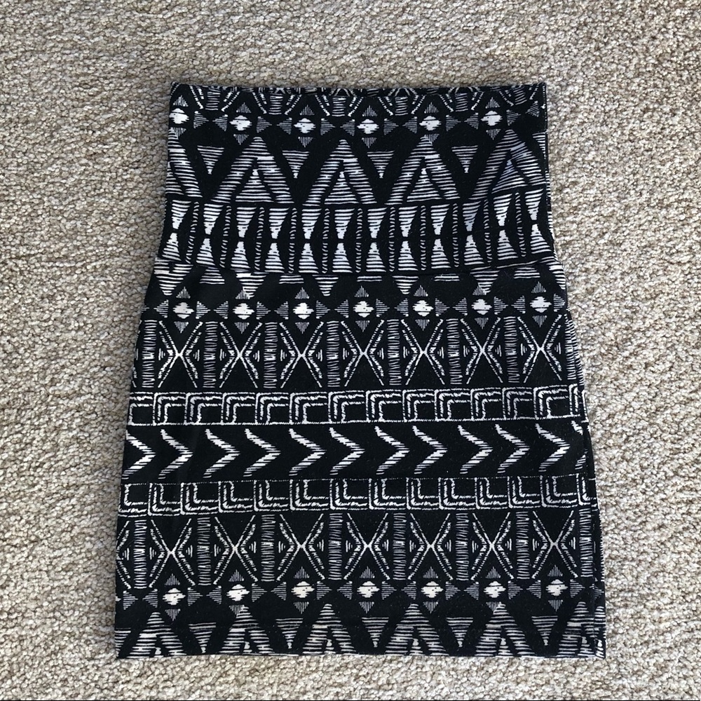 Kirra Tribal Aztec Geometric Bodycon Mini Skirt - Small